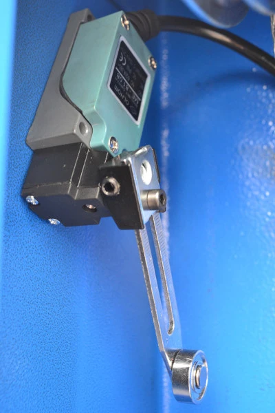 HBM Professionele 2 Koloms Hydraulische Hefbrug 4 Ton - Afbeelding 7