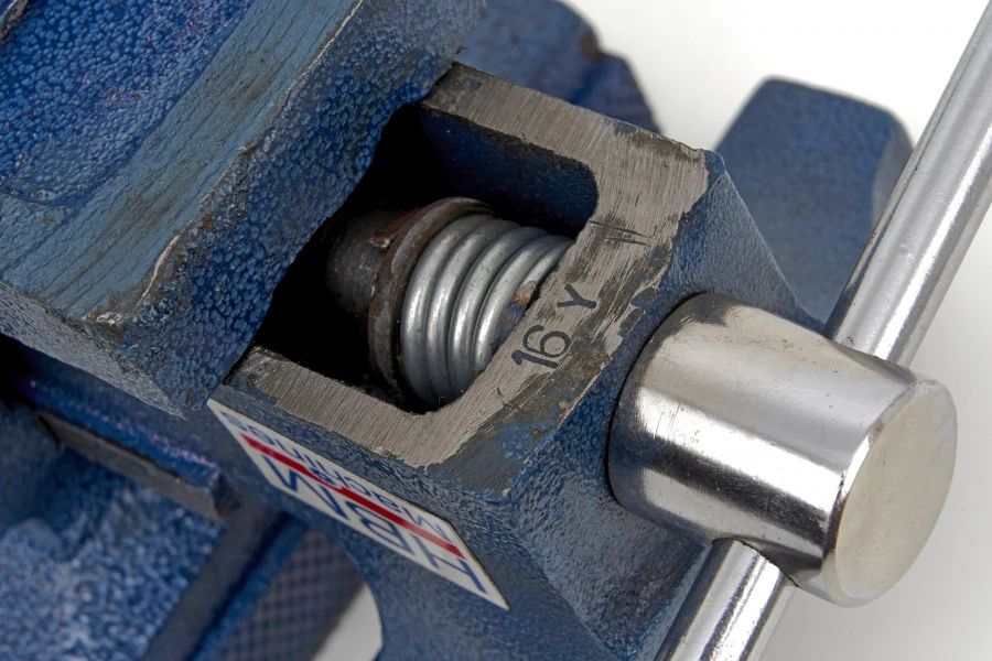 HBM Profi 150 Mm Bankschroef Met Draaibaar Onderstel - Afbeelding 9