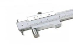 HBM 200 Mm Afkras Schuifmaat